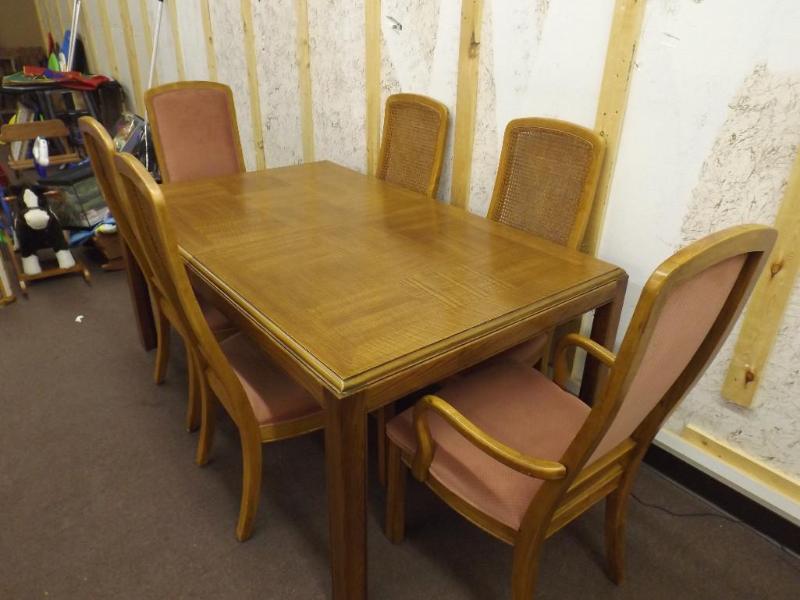 lot 1 image: Solid Heavy Duty Table with 6 chair...