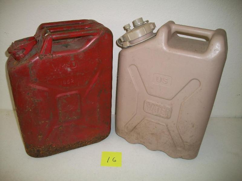 lot 16 image: This lot includes a 1952 gas can an...