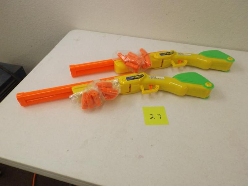 lot 27 image: Toy shotguns with shells.  All...