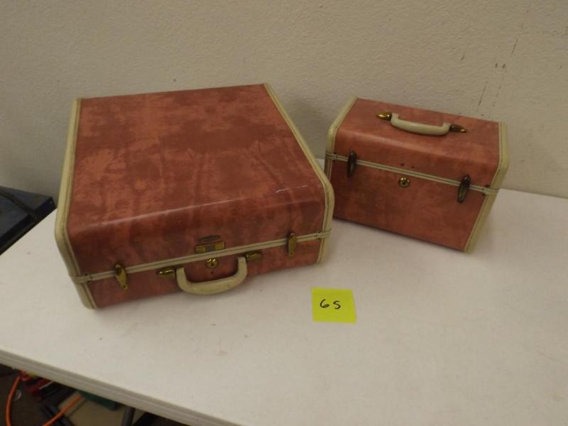 lot 65 image: This lot includes a set of Vintage ...