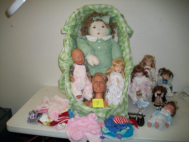 lot 7 image: This lot includes porcelain dolls a...