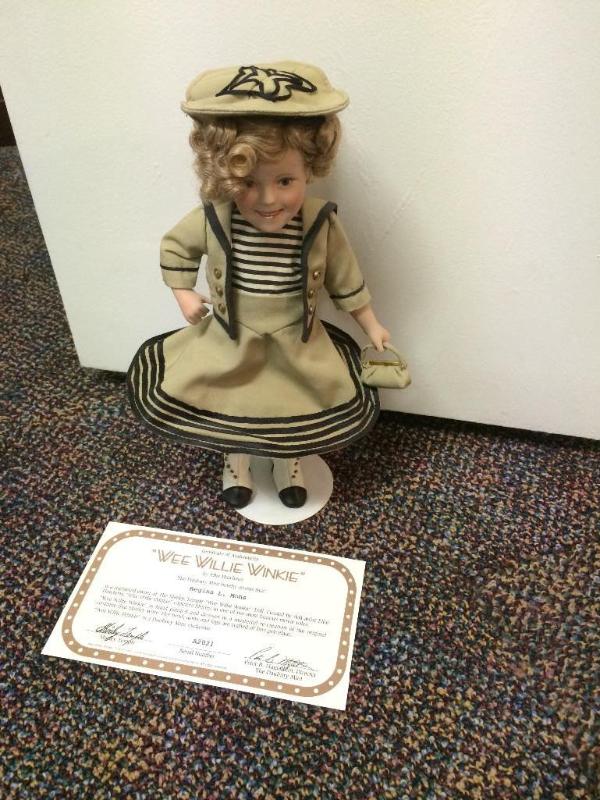 Shirley Temple Wee willie winkie 11...