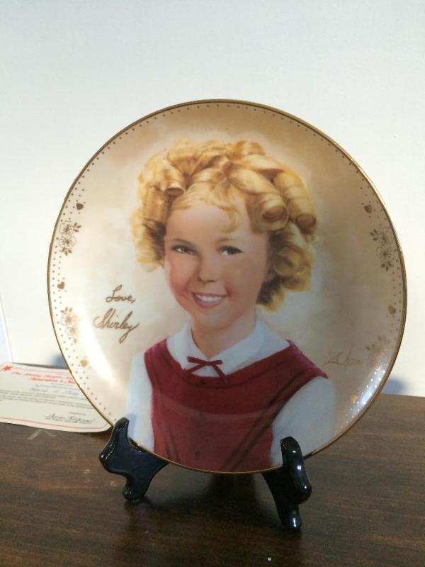 Americas Sweetheart Plate #A108...