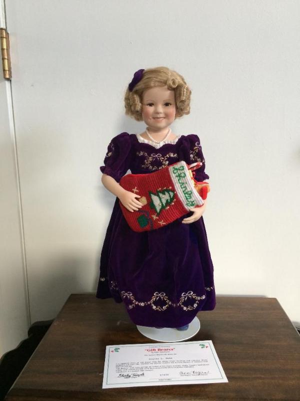 Shirley Temple Gift Bearer 19&quot...