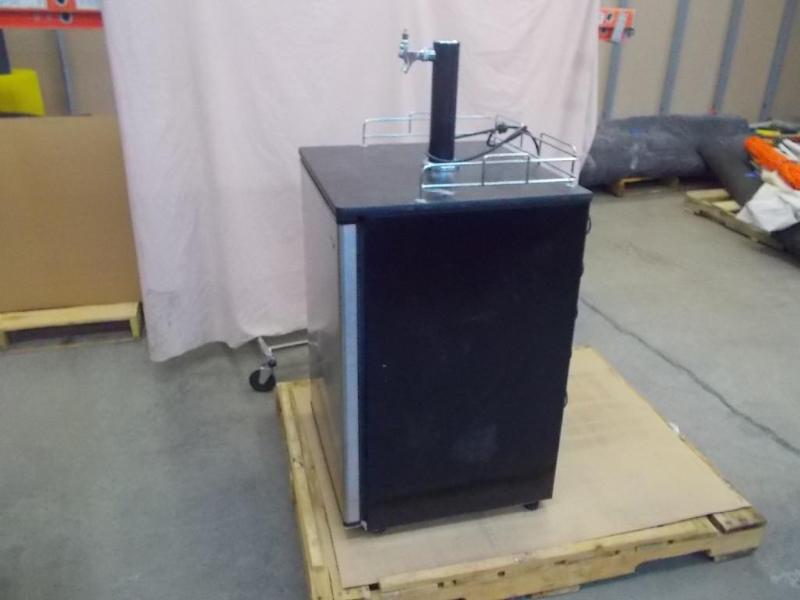 lot 19 image: Haier beer dispensing unit.  N...