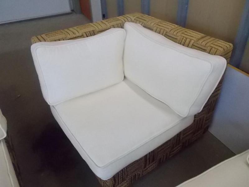 lot 4 image: Padmas Plantation corner chair.&nb...