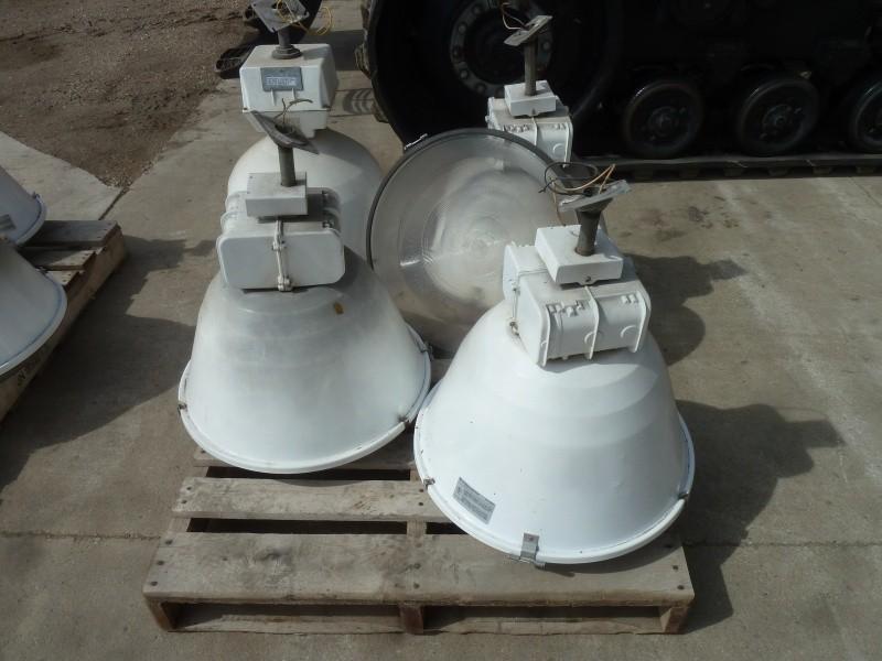 lot 22 image: Lithoania Lighting 400 watt 120,20...