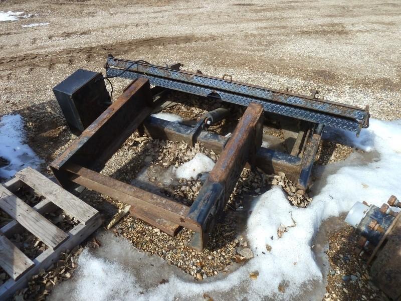 lot 32 image: Maxon&nbspTommy lift 2500 lb hydr...