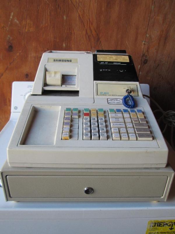lot 100 image: Samsung ER-4915 digital cash regist...