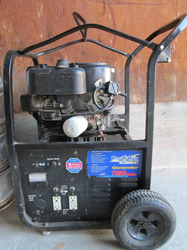 lot 104 image: Tecumseh PowR-Quip industrial gener...