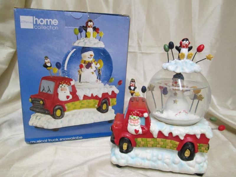 lot 151 image: JCPenney Home Collection musical tr...
