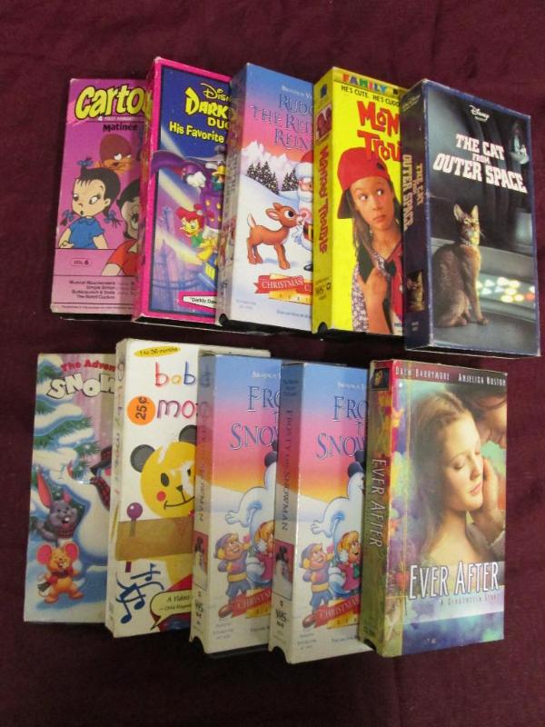 lot 215 image: Lot of 10 childrens videos on VHS t...