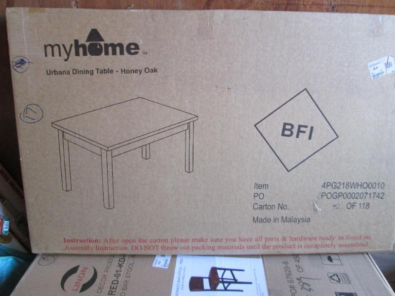lot 87 image: Urbana dining table in honey oak. N...