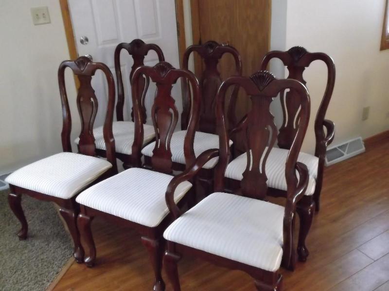 Beautiful Large Seven Piece Solid W...