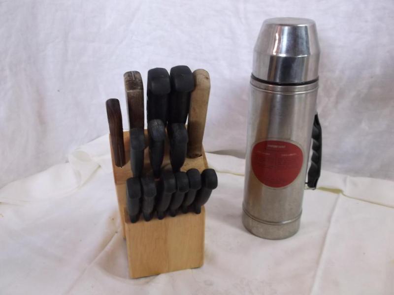 Knife block with assortment of kniv...