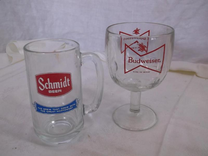 Collectable Schmidt beer mug and Bu...