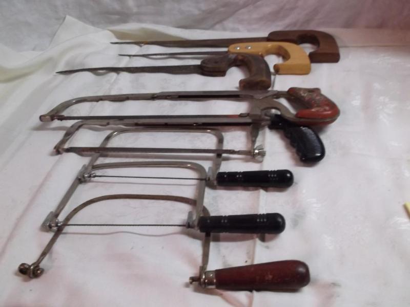 Lot of hand saws little rust but s...
