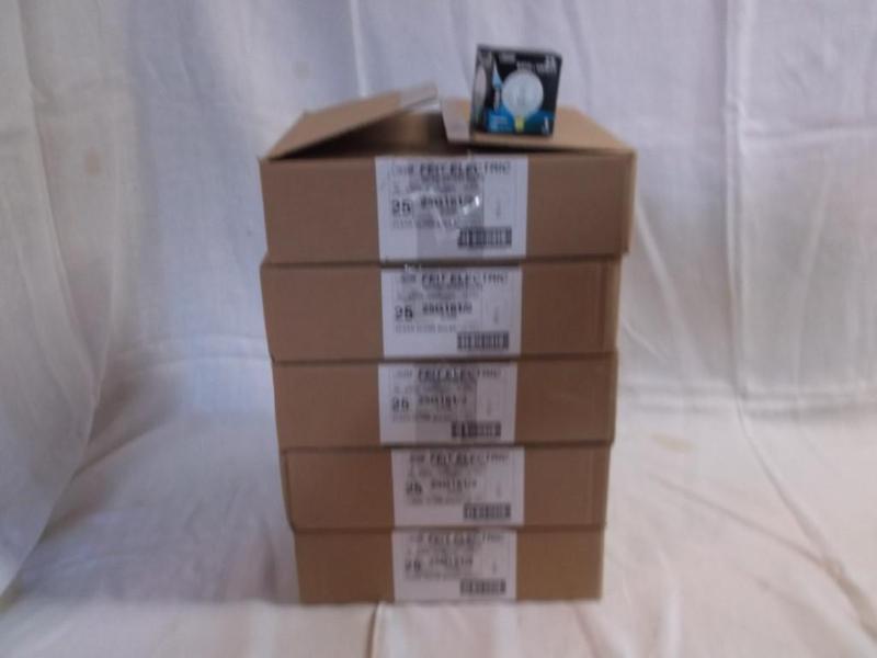 5 Cases&nbsp 25 watt Candelabra cl...