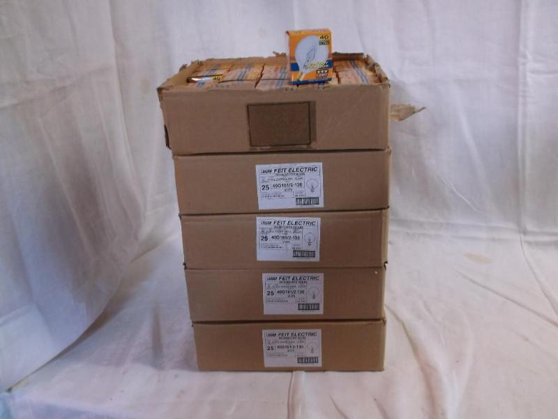 5 case&nbsp 40 watt Candelabra cle...