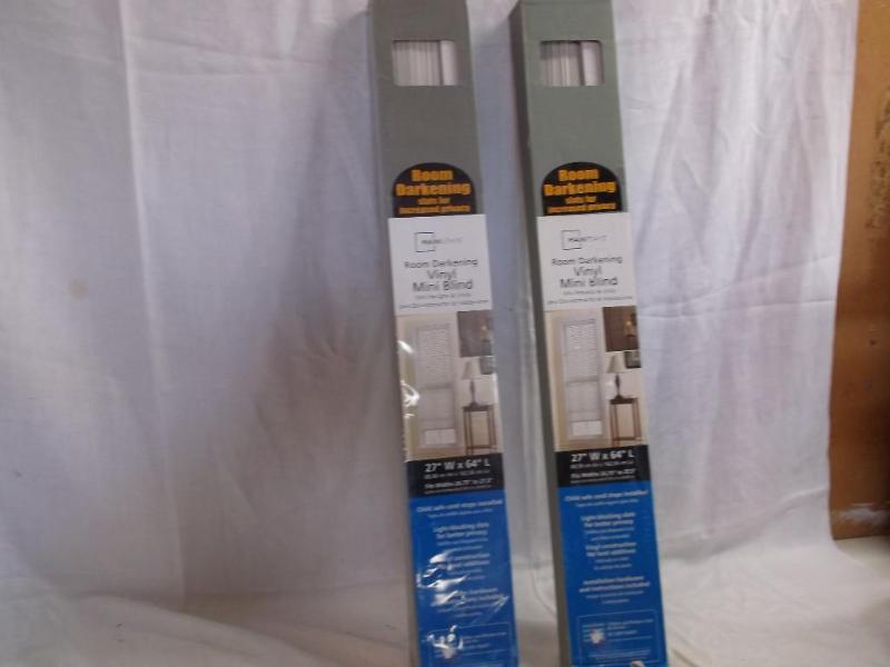 2 Vinyl&nbsp Mini Blinds white 27&...