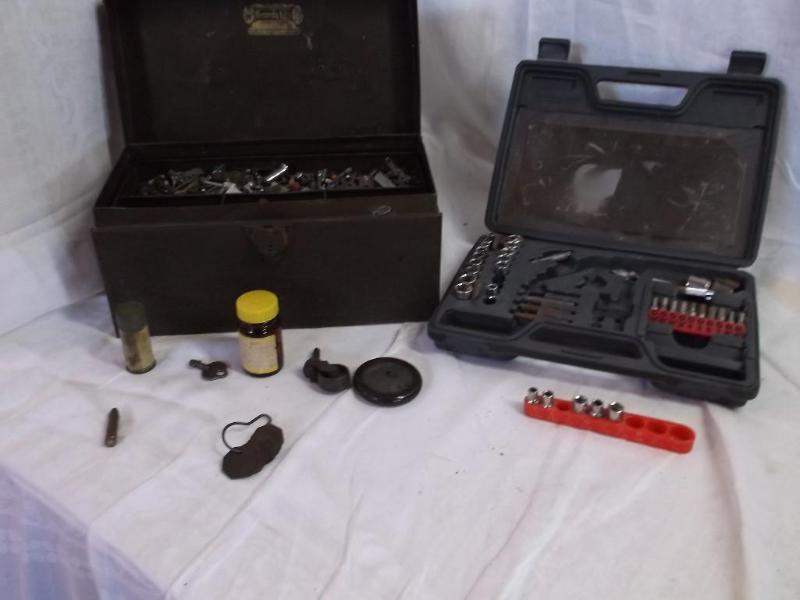 Vintage Metal Box -assortment of sc...