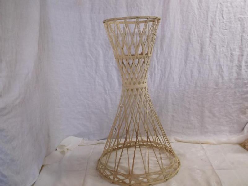Metal plant stand 16.5&quotacross ...