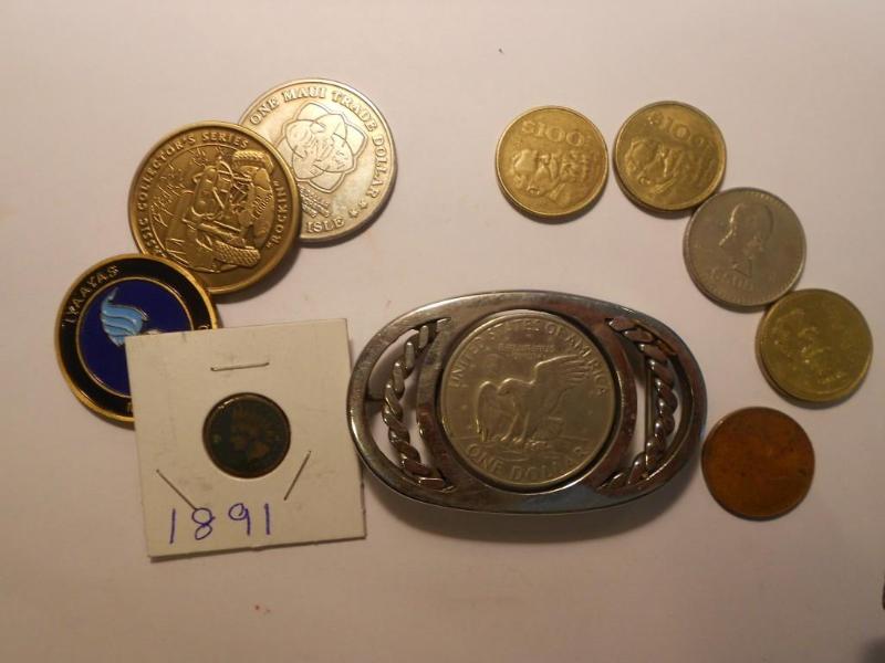 Various collector coins including a...