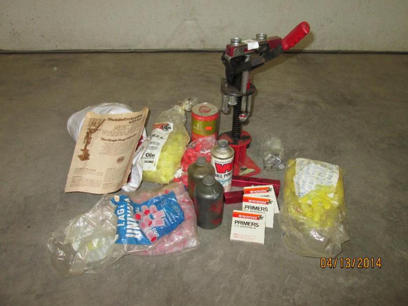 MEC 700 Shotgun Reloader, Comes Wit...
