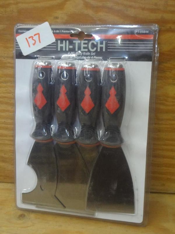 New Hi-Tech 4-Pack Of Putty Knives...