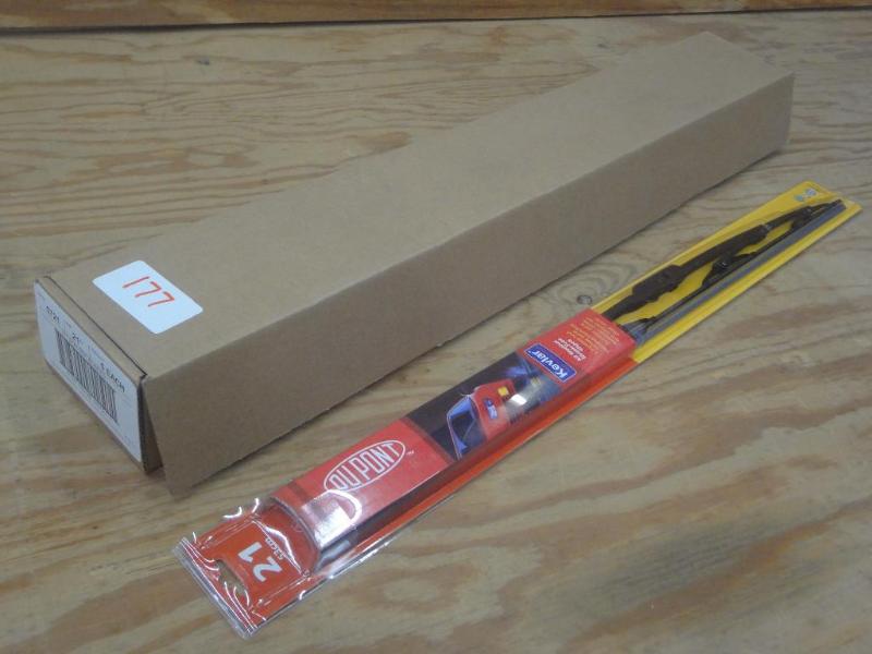 (4) New 21&quot Windshield Wipers...