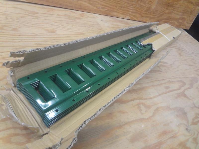 New 6-Pack Of 4ft Green Finish E-Tr...