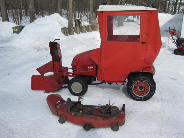 lot 1 image: Wheelhorse tractor, Toro Power Plus...