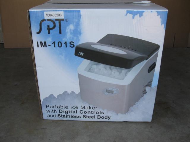 lot 17 image: New SPT portable ice maker, Model I...