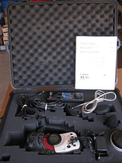 lot 4 image: Cannon XL1S professional digital vi...