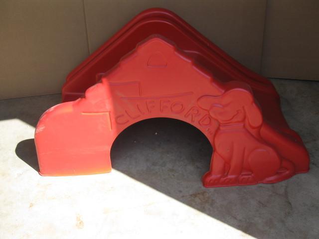 lot 57 image: Childrens plastic slide...
