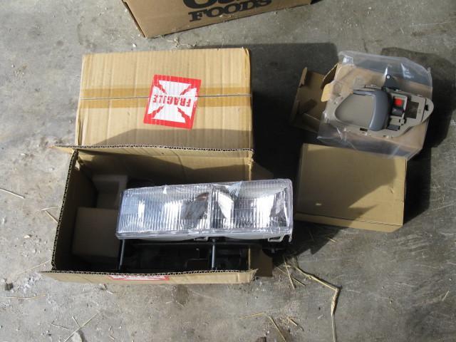 lot 60 image: 1992-1999 chevy suburban door handl...