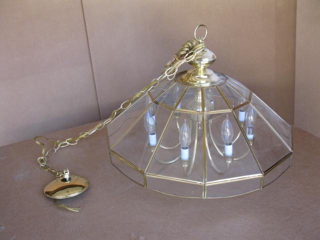 lot 72 image: Seagull candelabra 22.5" diame...
