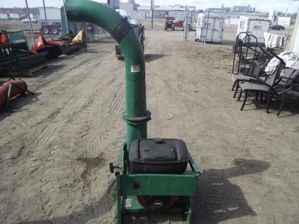 Billy Goat Lawn Vacuum   16 Hp Vang...