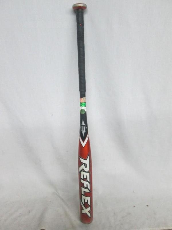 lot 23 image: Easton Reflex Softball Bat  28 oz. ...