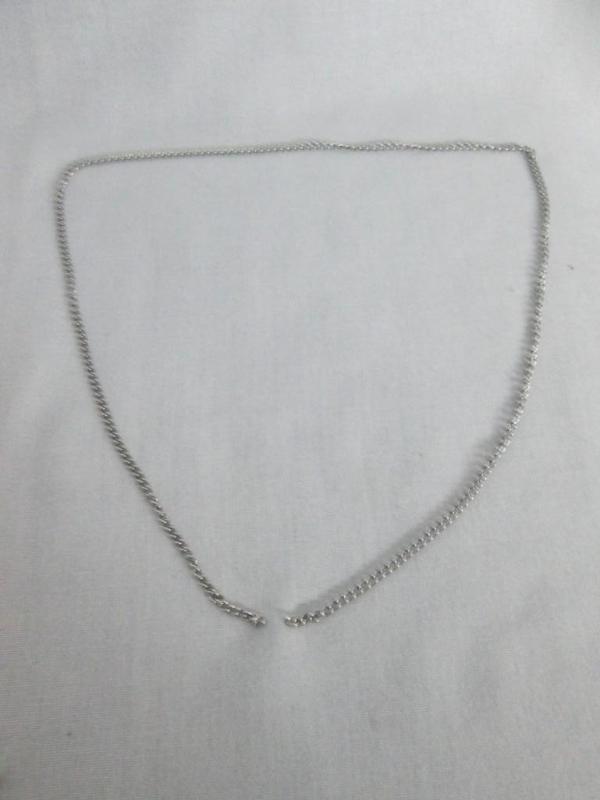 lot 44 image: Chisel 24" Stainless Steel Cur...