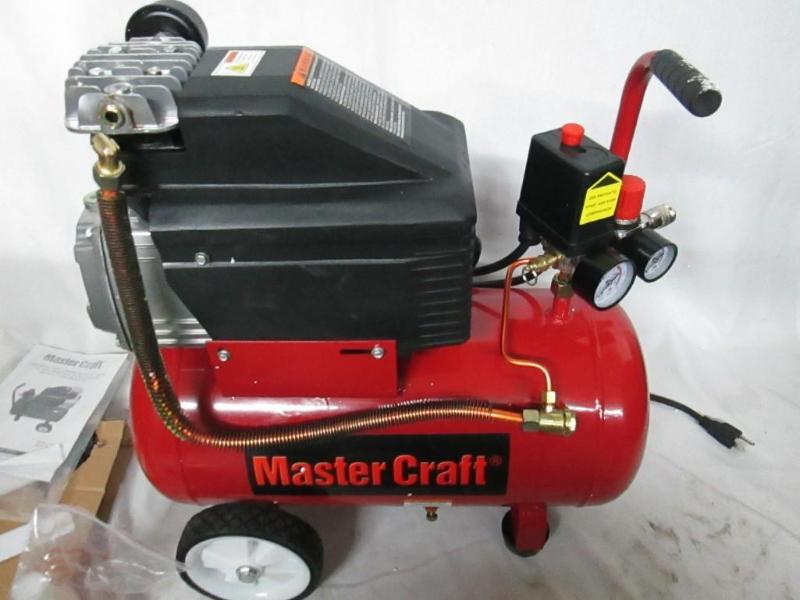 lot 8 image: Master Craft&nbsp6 GAL, 1.5 HP Air...