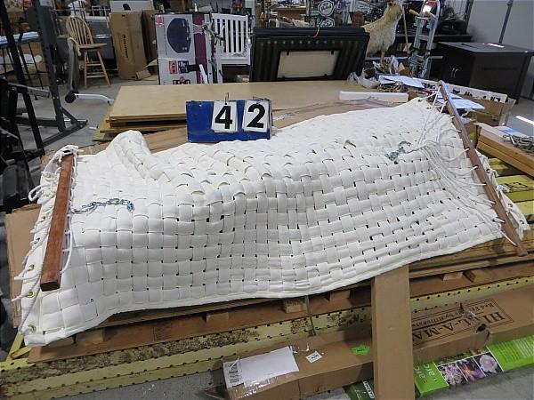11 ft. Sand Soft Comb Quilted Fabri...