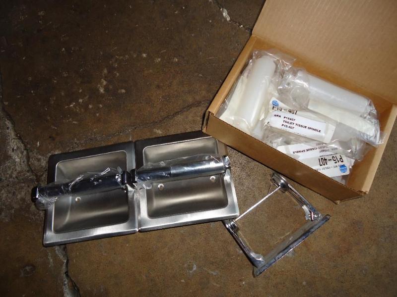 lot 50 image: 3 toilet tissue dispenser and box f...