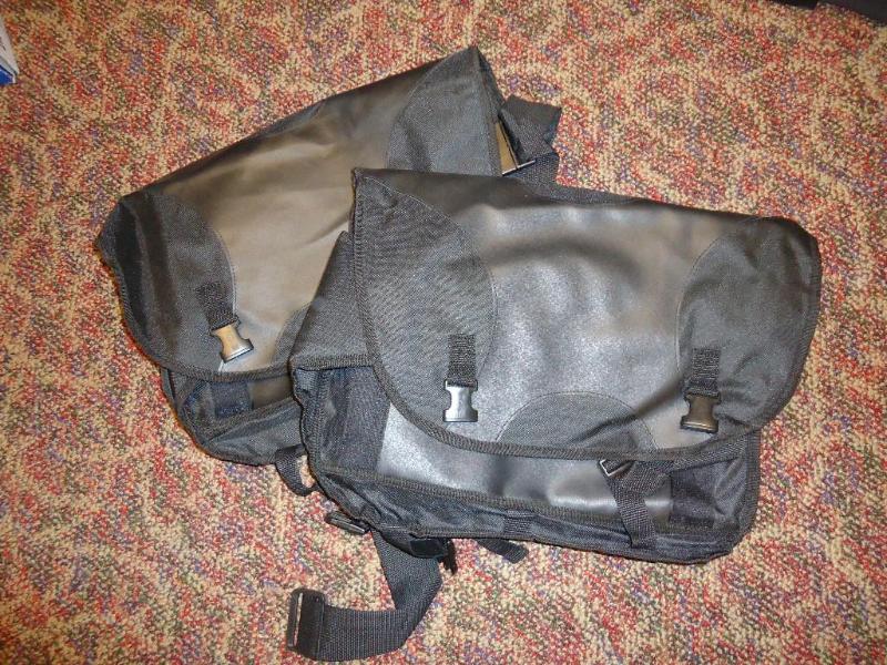 lot 65 image: 2 new travel back pack...