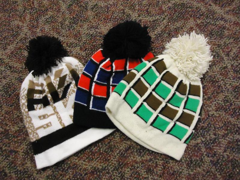 lot 74 image: 3 new knit hats...