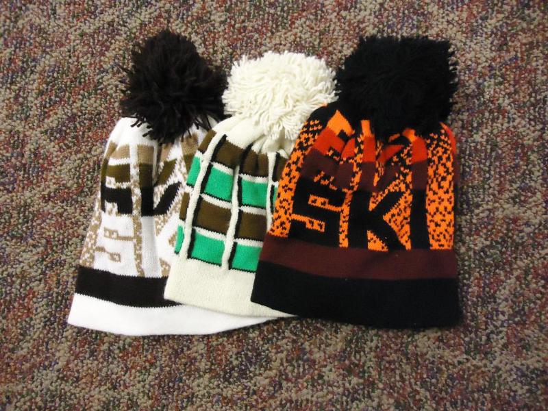 lot 75 image: 3 new knit hats...