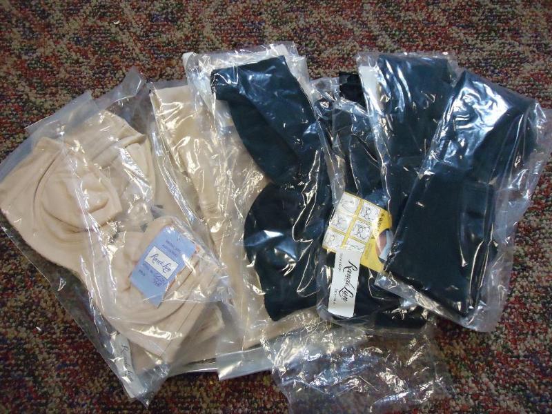 lot 83 image: 10 New randilyn 6 way bra. 5 black ...