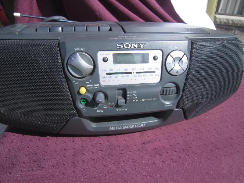 Sony CD, FM,AM, Cassette Player...