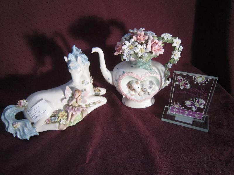 2 Cosmos Gifts Collectibles as is 1...