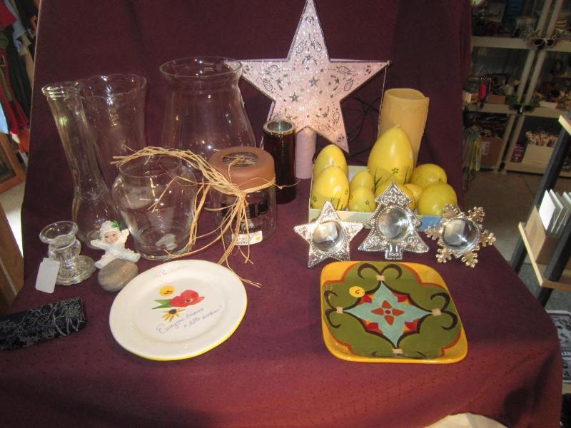 Box of Misc    egg candles   glass ...